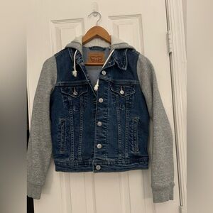 Levi’s Hybrid Original Jacket. NWOT.